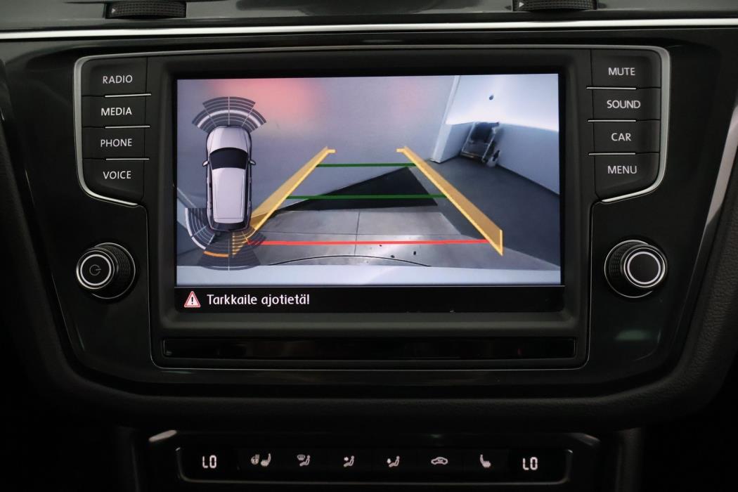 VOLKSWAGEN Tiguan 2016