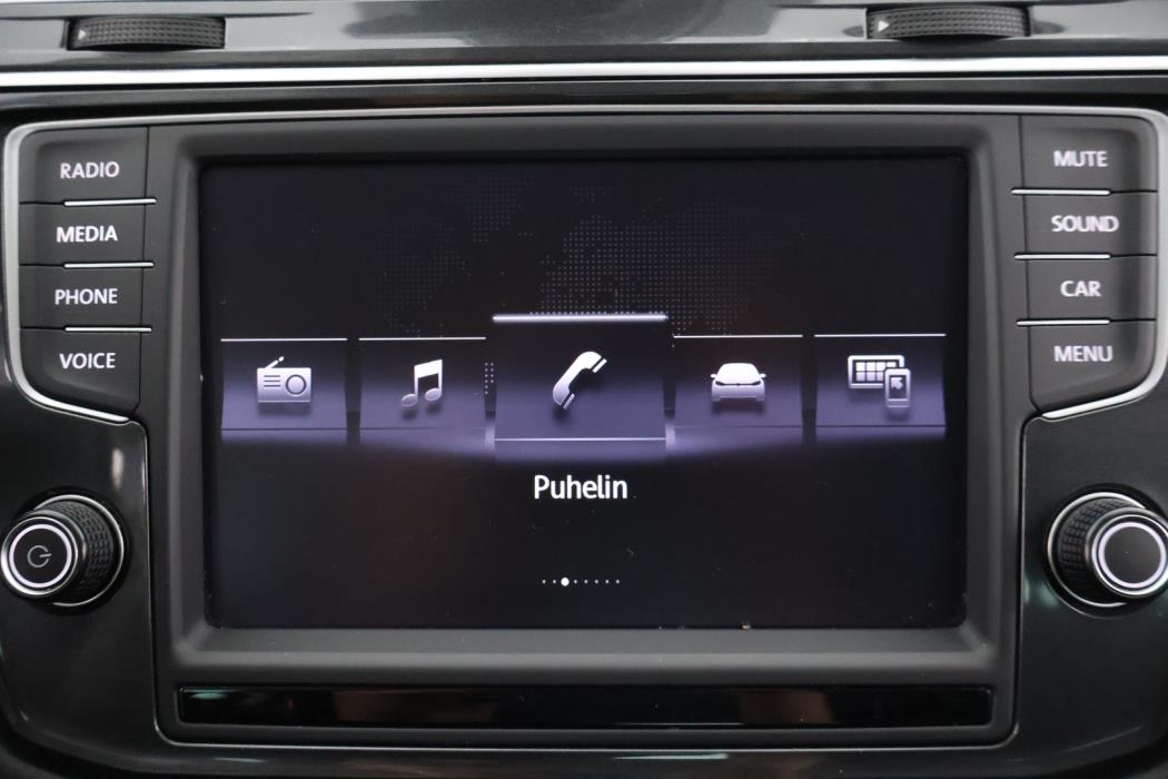VOLKSWAGEN Tiguan 2016