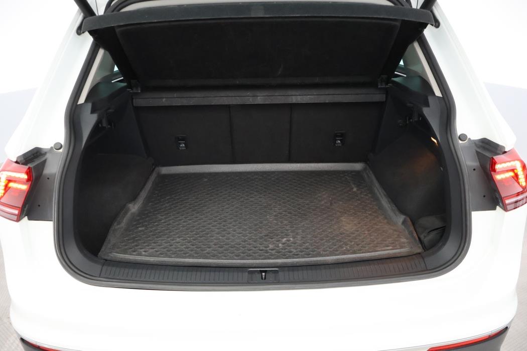 VOLKSWAGEN Tiguan 2016
