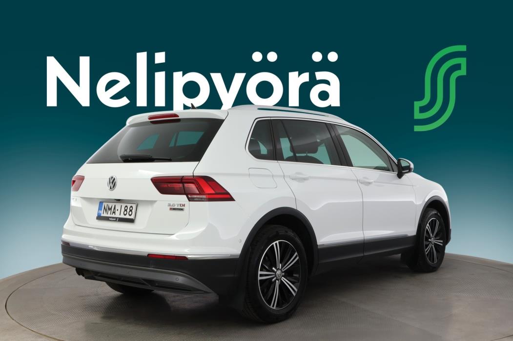 VOLKSWAGEN Tiguan 2016