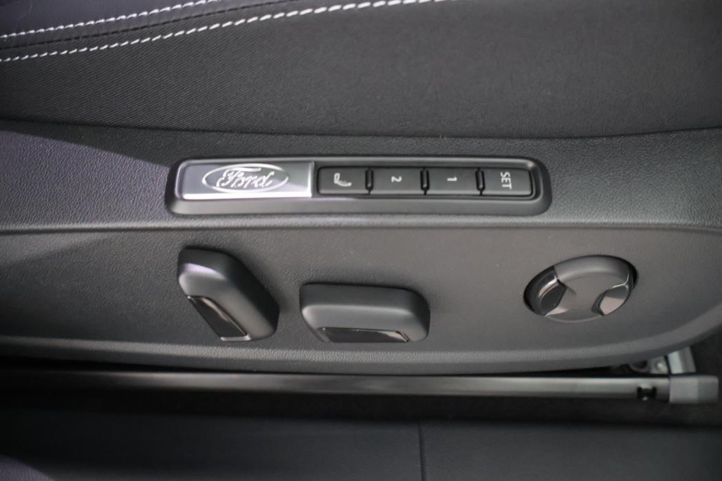 FORD Explorer 2026