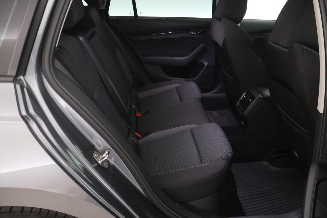 SKODA Octavia 2023