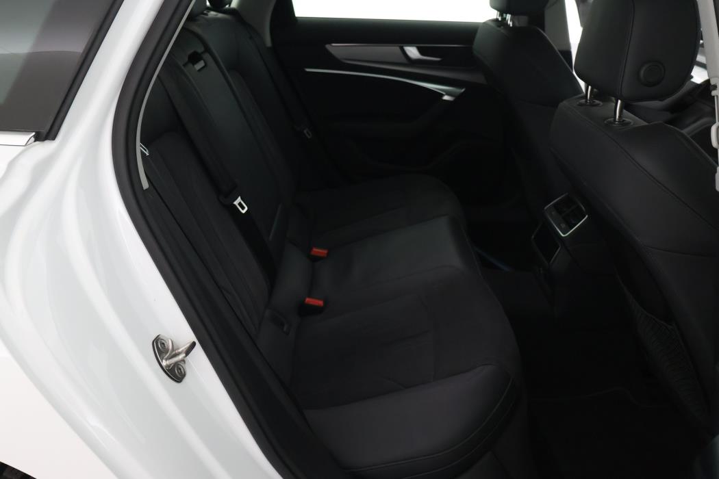 AUDI A6 2023
