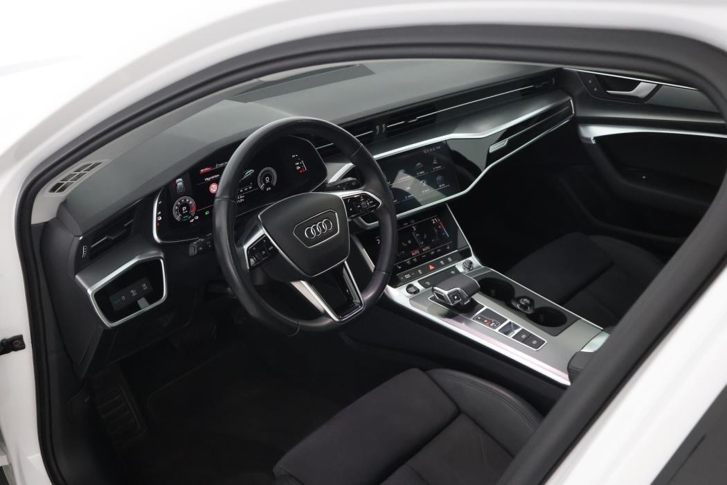 AUDI A6 2023