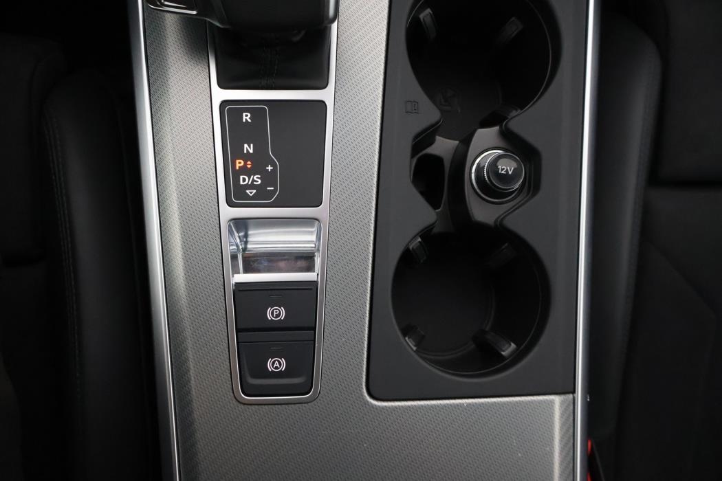AUDI A6 2023