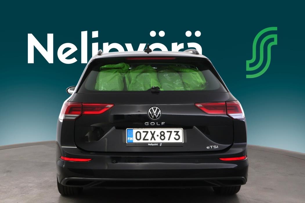 VOLKSWAGEN Golf 2021