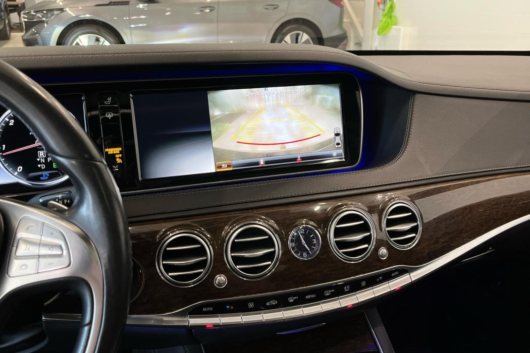 MERCEDES-BENZ S 2015