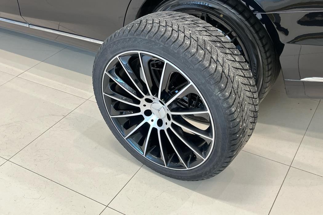 MERCEDES-BENZ S 2015