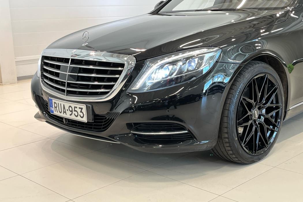 MERCEDES-BENZ S 2015