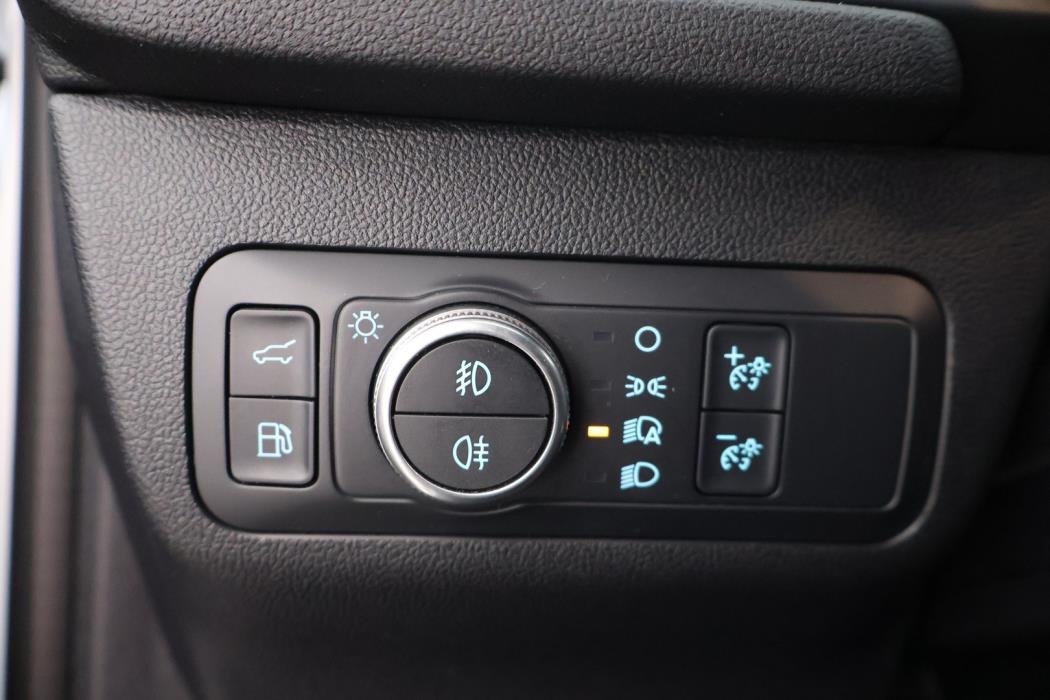 FORD Kuga 2023