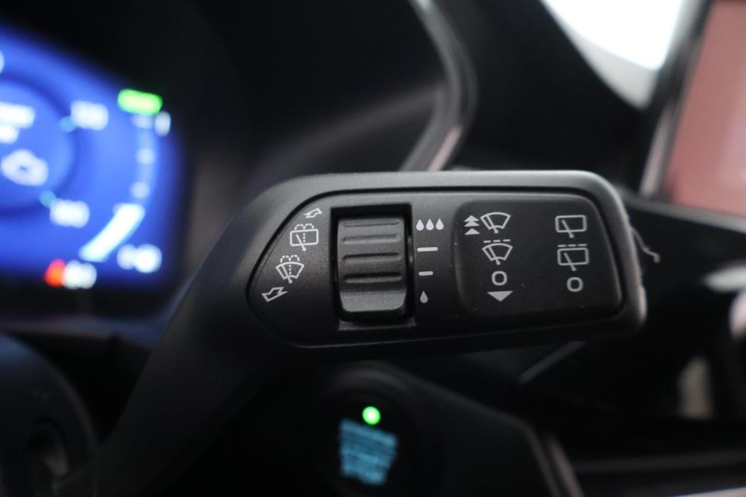 FORD Kuga 2023