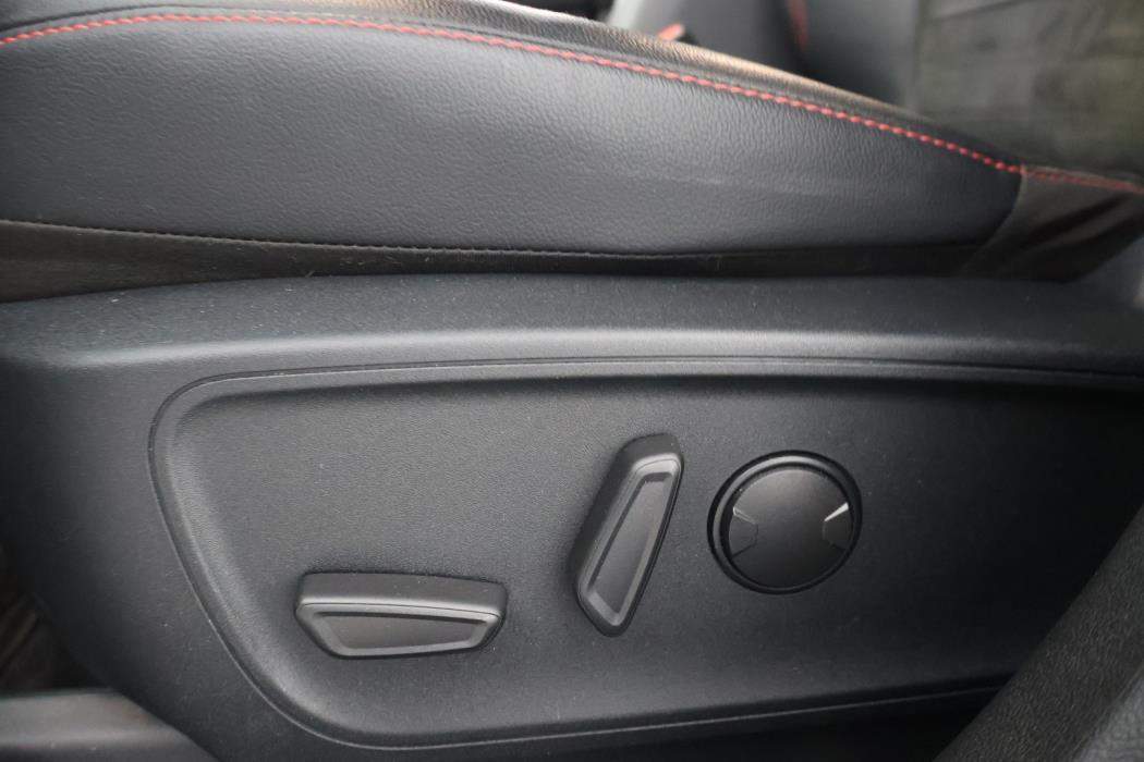 FORD Kuga 2023