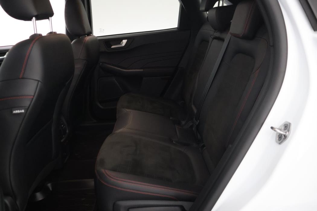 FORD Kuga 2023