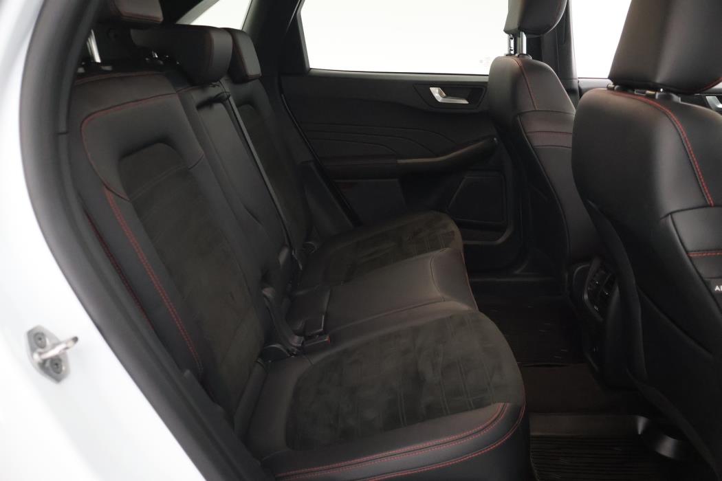 FORD Kuga 2023