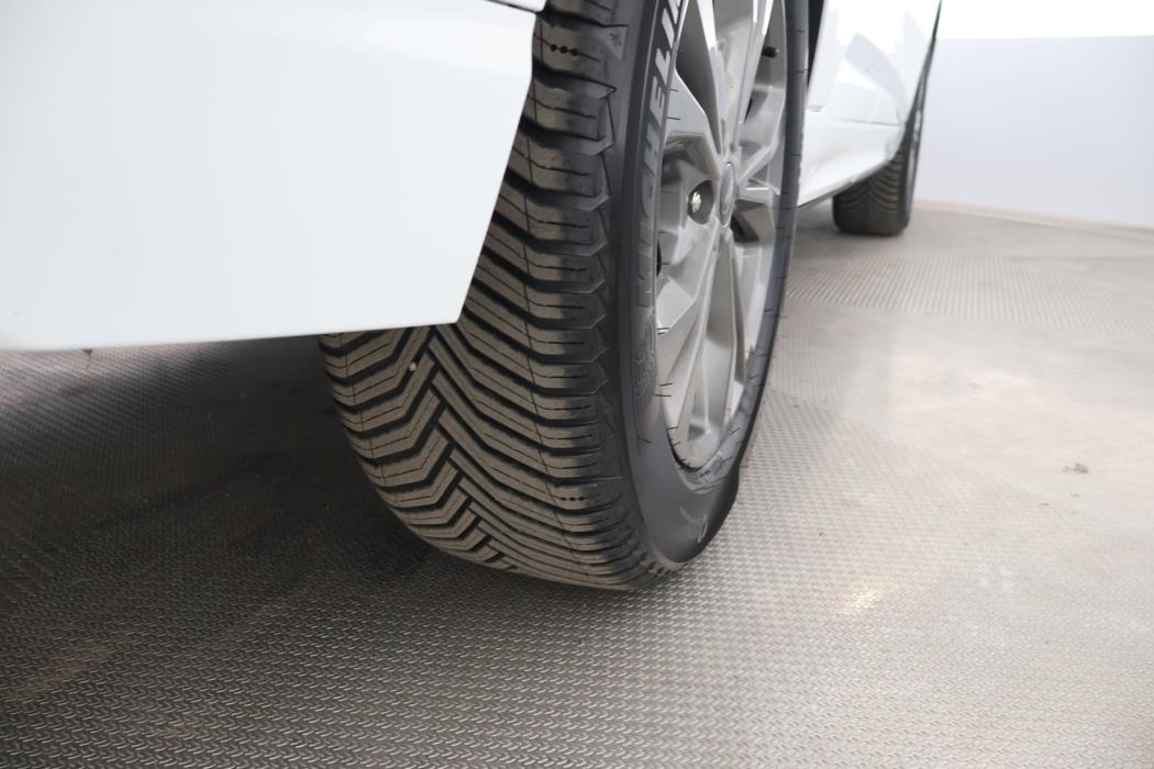FORD Kuga 2023