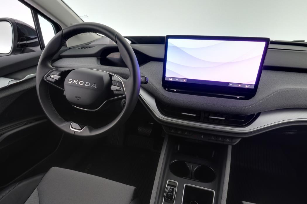 SKODA Enyaq 2025