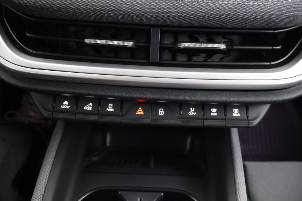 SKODA Enyaq 2025