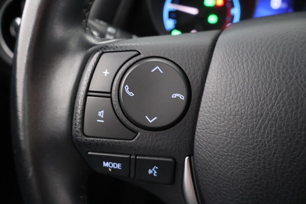 TOYOTA Auris 2017