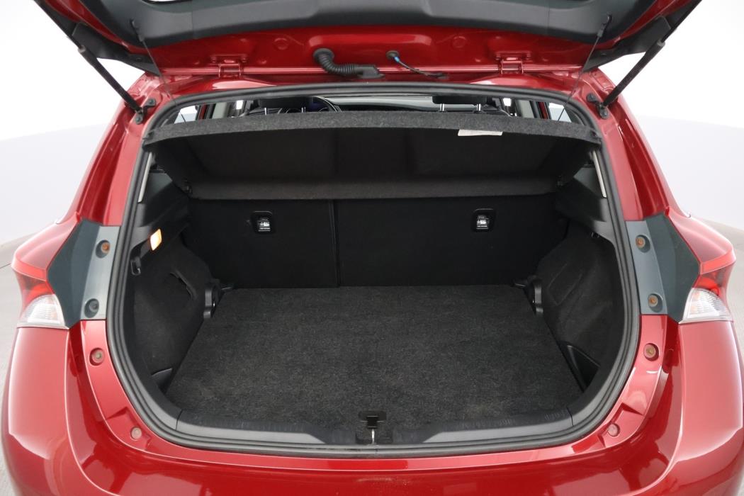TOYOTA Auris 2017