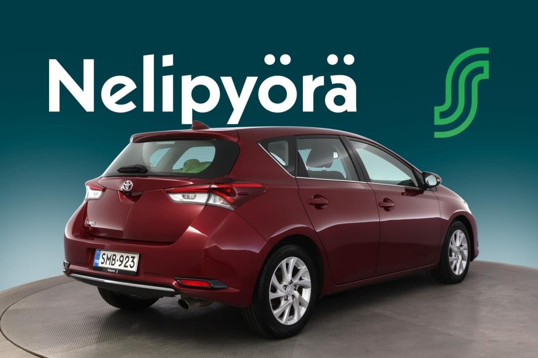 TOYOTA Auris 2017