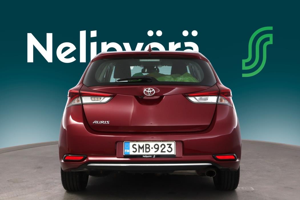 TOYOTA Auris 2017