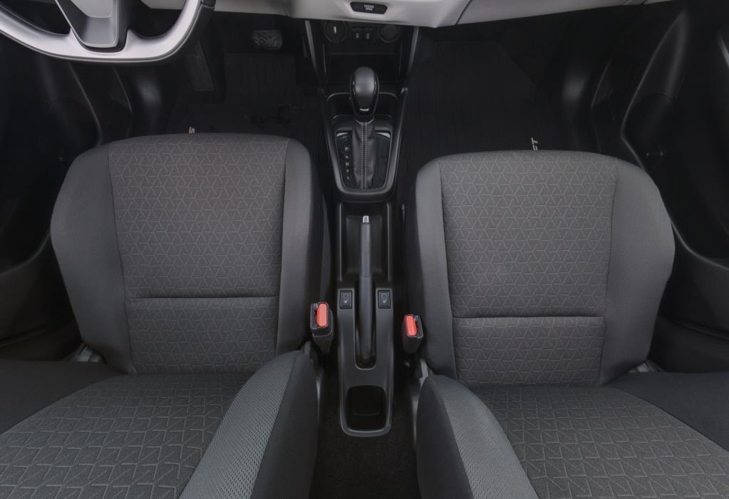 SUZUKI Swift 2025
