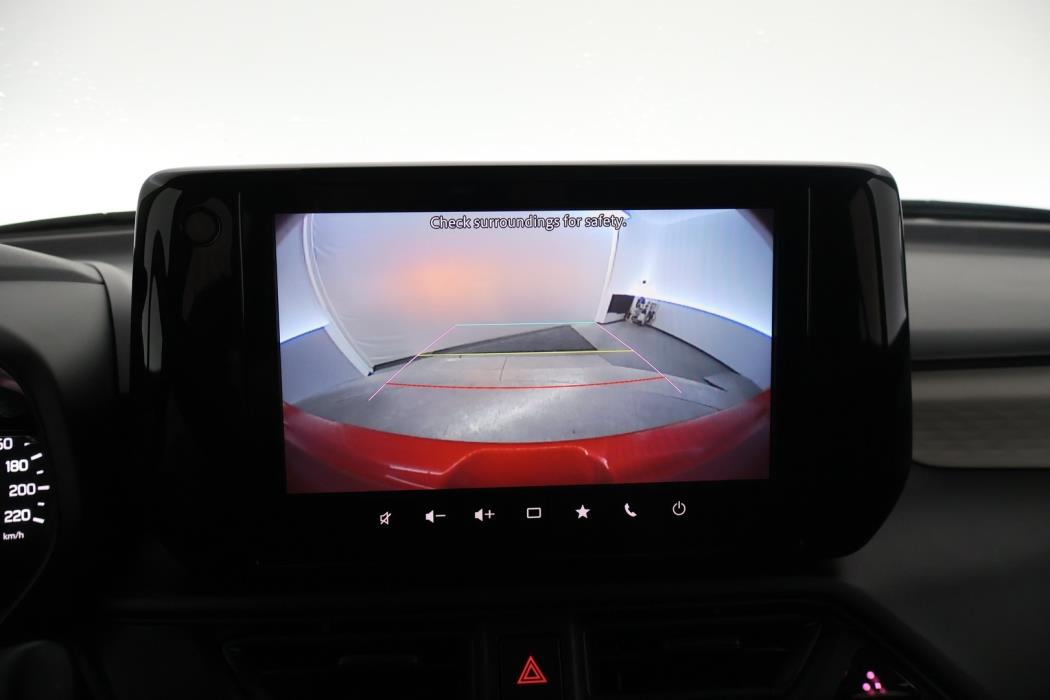 SUZUKI Swift 2025