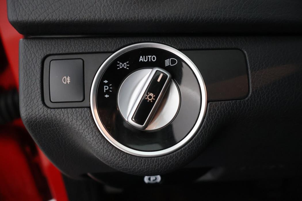 MERCEDES-BENZ C 2014