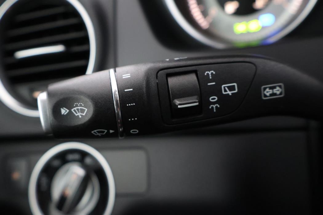 MERCEDES-BENZ C 2014