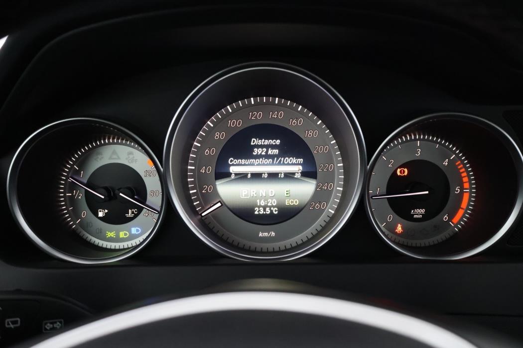 MERCEDES-BENZ C 2014