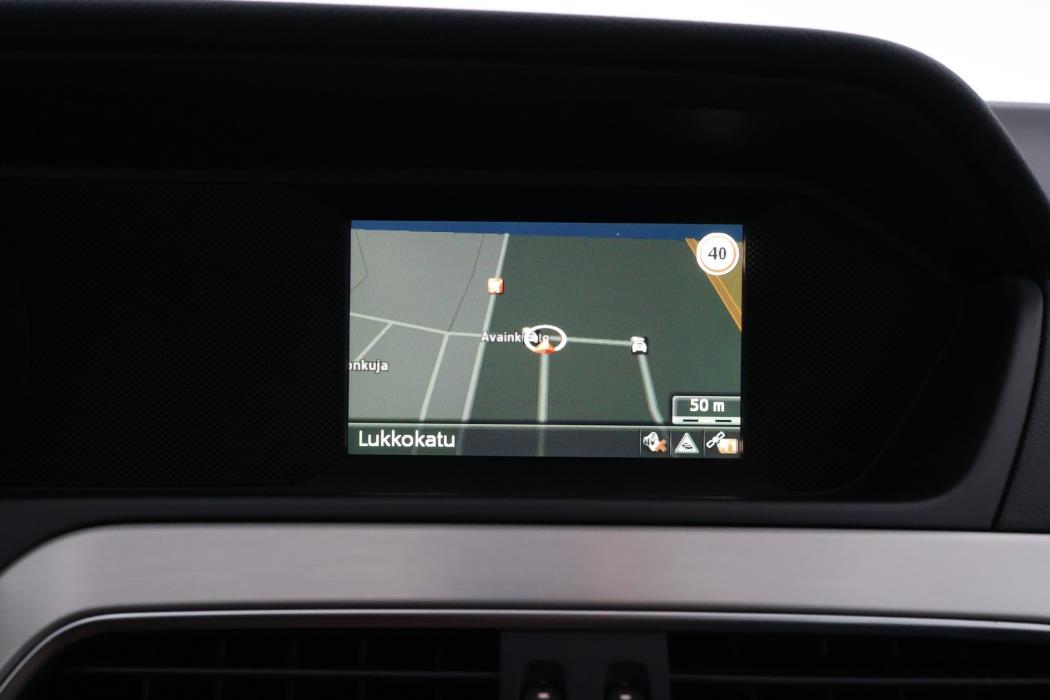 MERCEDES-BENZ C 2014
