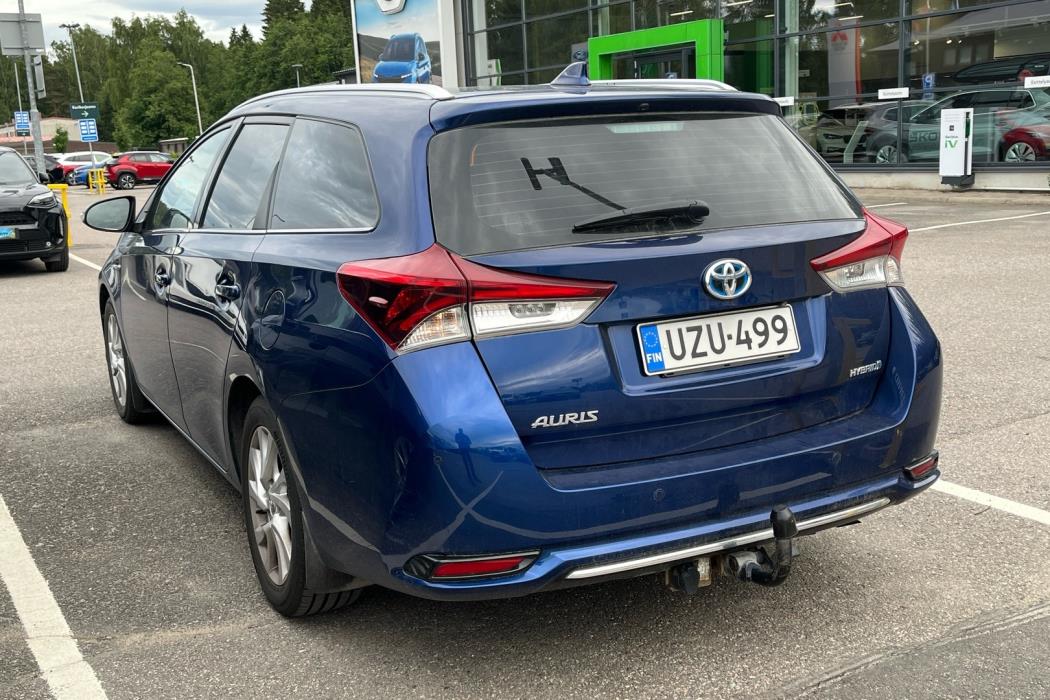 TOYOTA Auris 2017