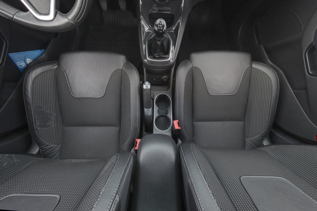 FORD Fiesta 2013