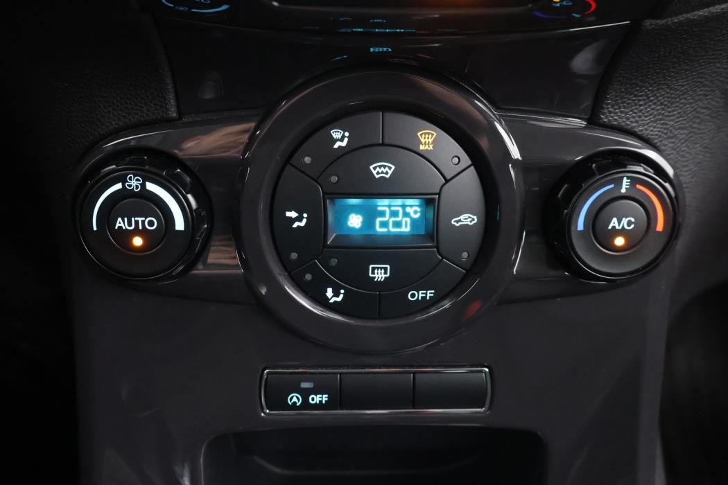 FORD Fiesta 2013
