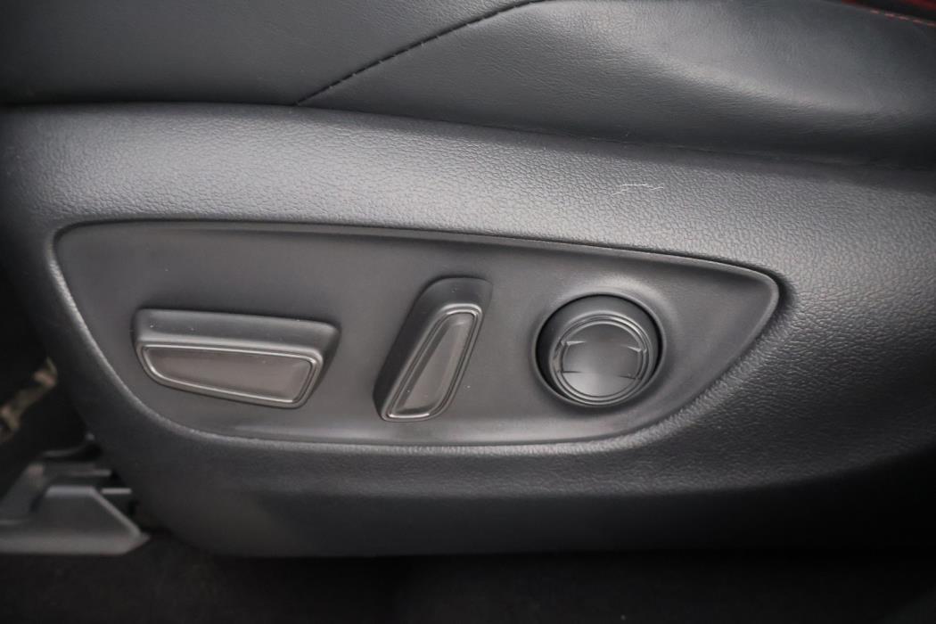 TOYOTA RAV4 Plug-in 2020