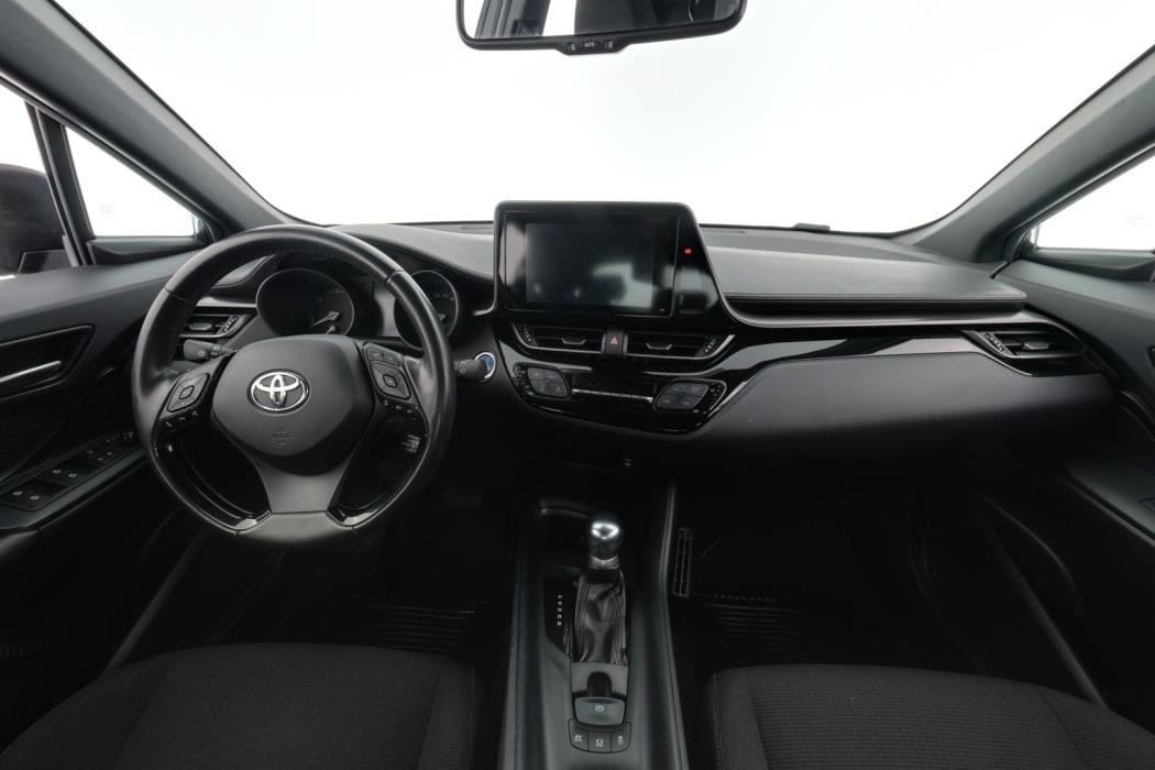 TOYOTA C-HR 2019