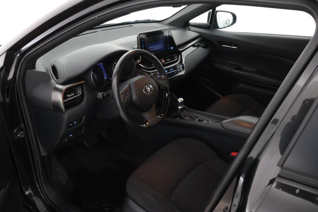 TOYOTA C-HR 2019