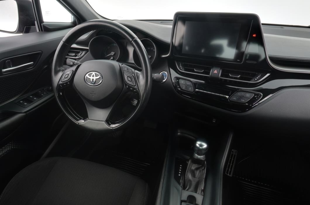 TOYOTA C-HR 2019