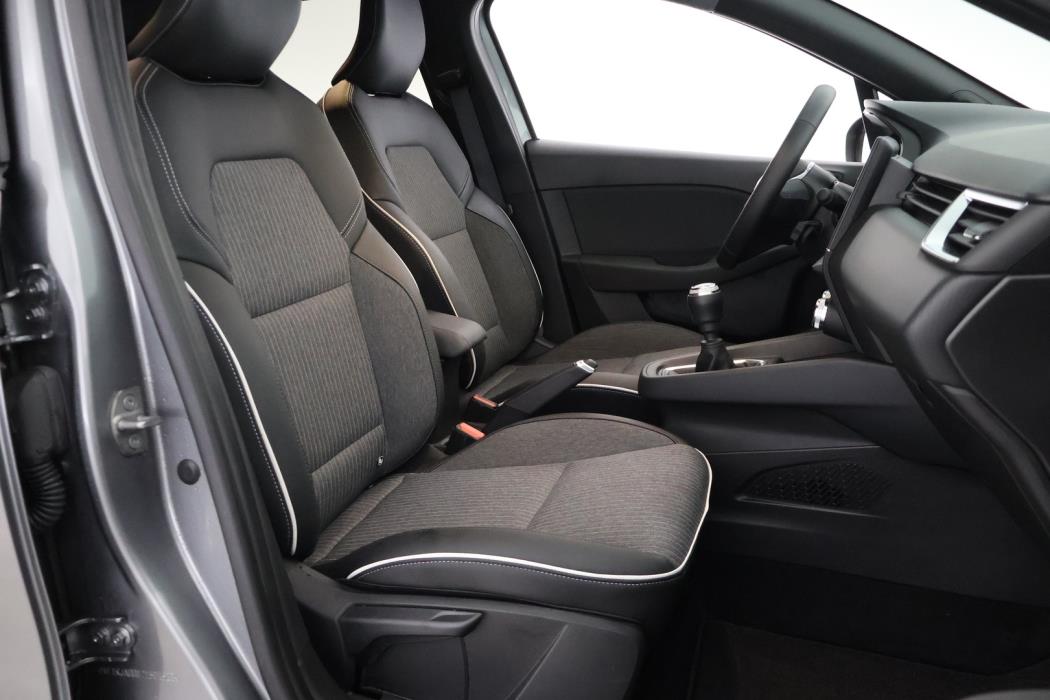 MITSUBISHI Colt 2024