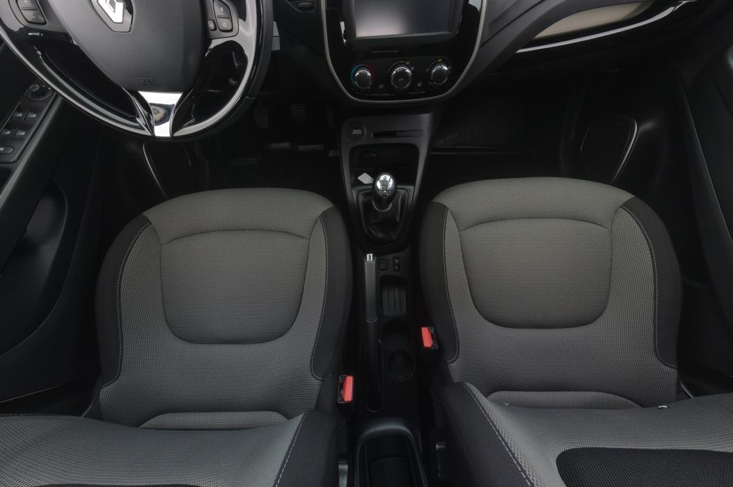 RENAULT Captur 2015
