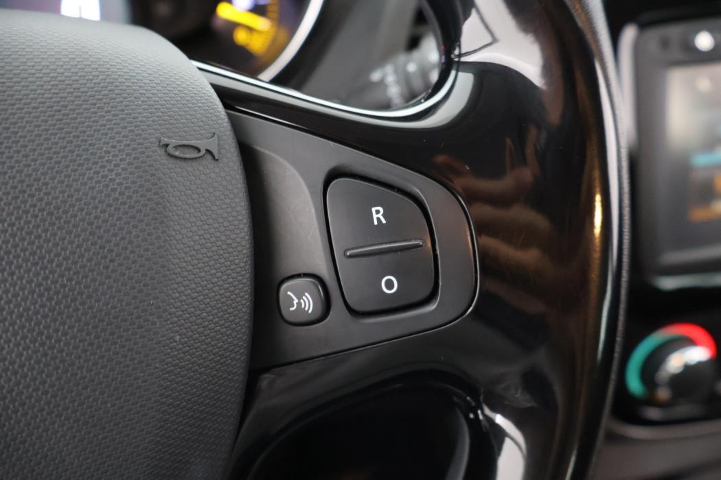 RENAULT Captur 2015