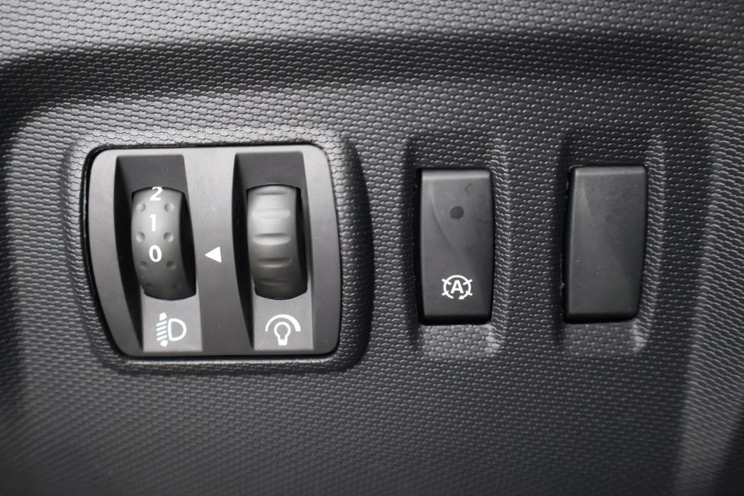 RENAULT Captur 2015