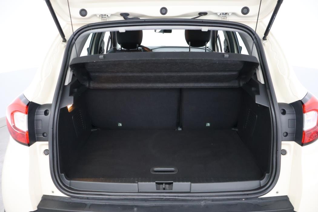 RENAULT Captur 2015