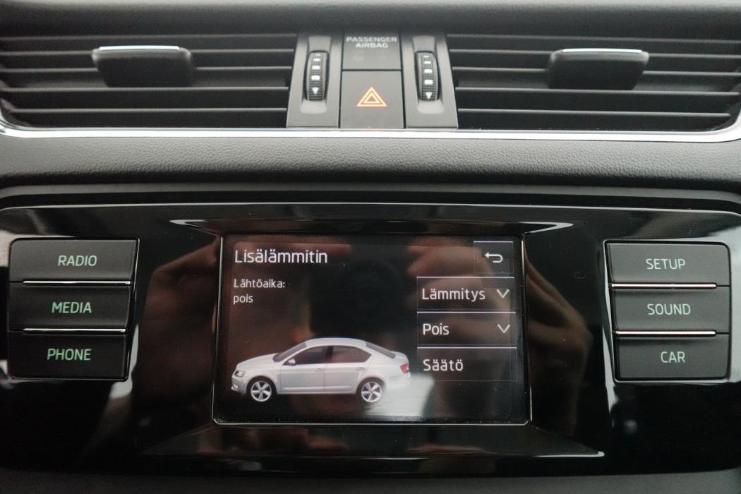 SKODA Octavia 2016