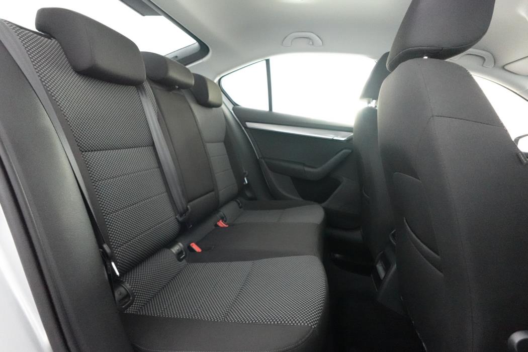 SKODA Octavia 2016