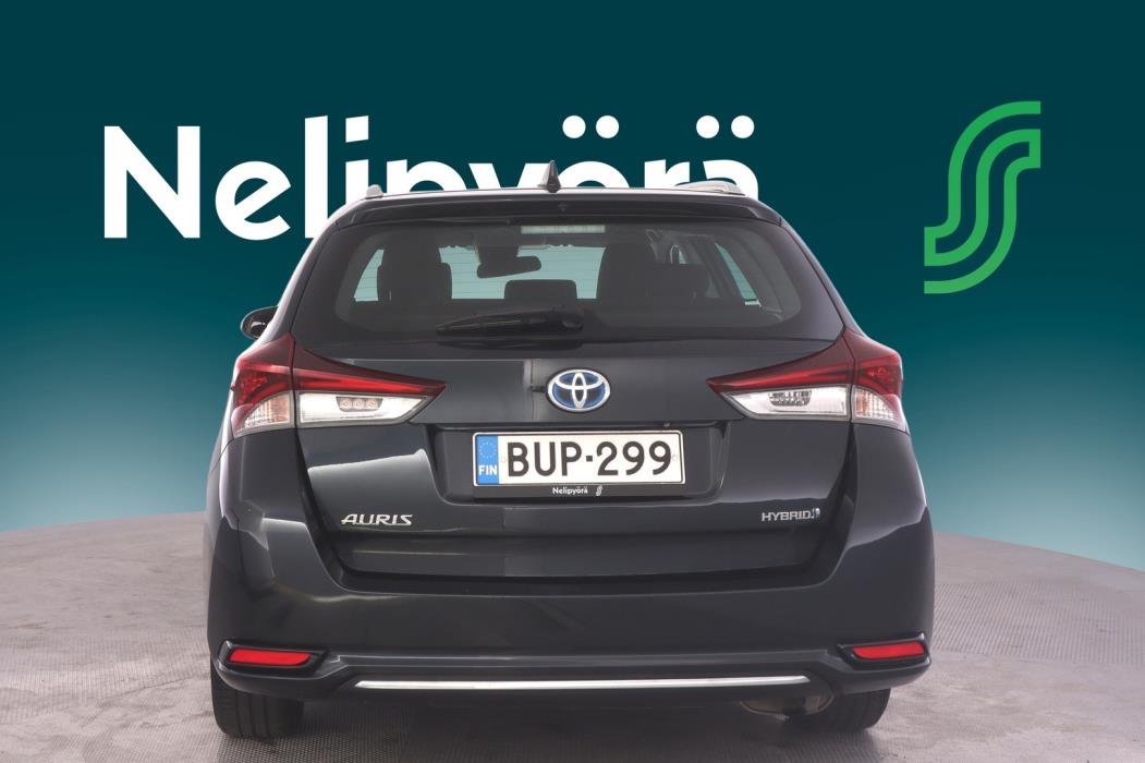 TOYOTA Auris 2017
