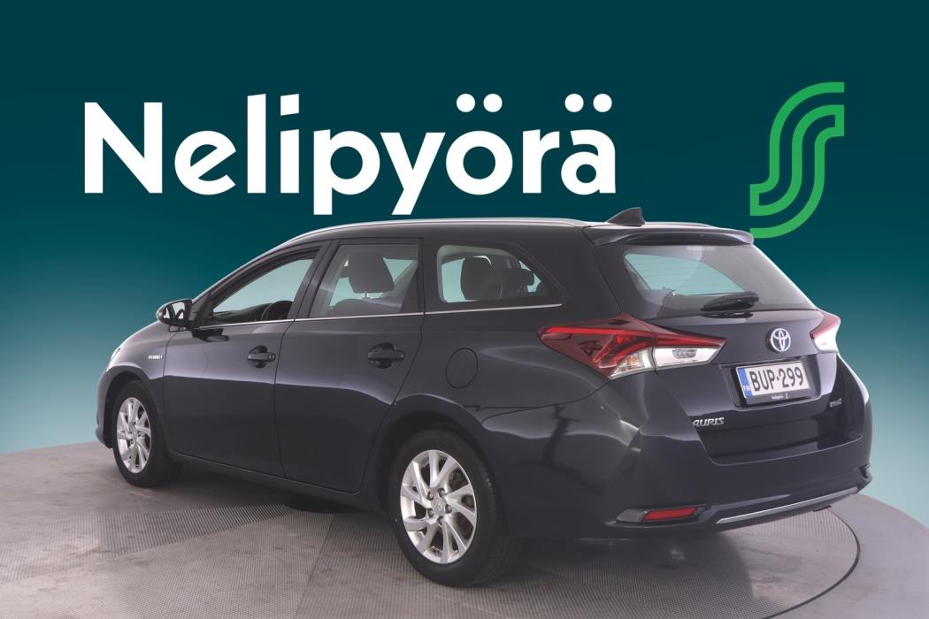 TOYOTA Auris 2017