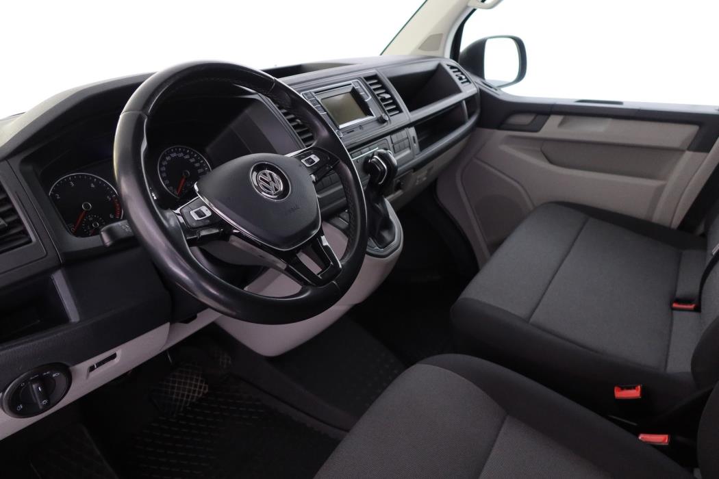 VOLKSWAGEN Transporter 2019