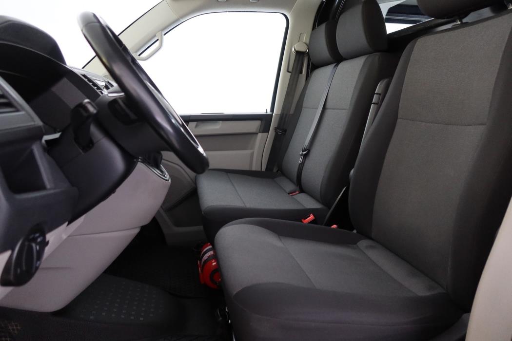 VOLKSWAGEN Transporter 2019