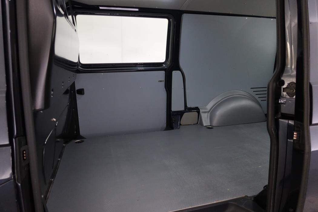 VOLKSWAGEN Transporter 2019